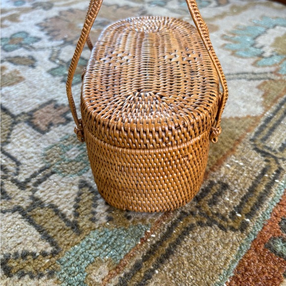 Vintage Hand Woven Rattan Small Handbag - Picture 4 of 7